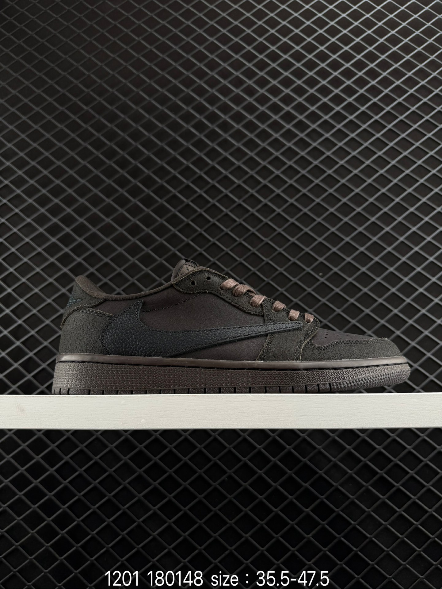 Travis Scott x Air Jordan 1 Low 